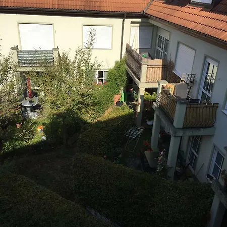 Apartment Gartenblick Zell am Main